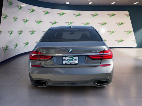 Used 2018 BMW 750i xDrive AWD/4WD image 7