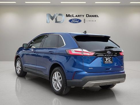Certified 2024 Ford Edge SEL w/ Convenience Package AWD/4WD image 4