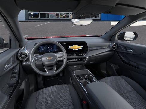 New 2026 Chevrolet Equinox LT image 15