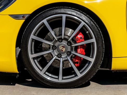 Used 2013 Porsche 911 Carrera S image 14