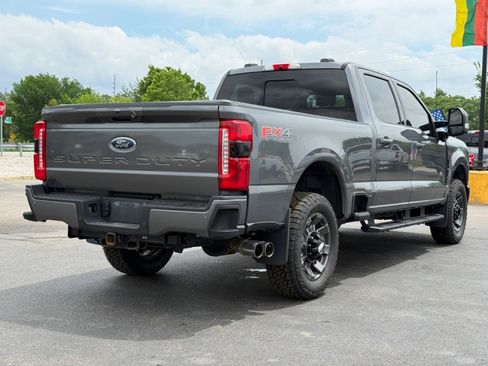 Used 2023 Ford F250 Lariat w/ Sport Appearance Package AWD/4WD image 8