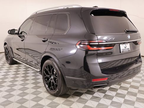 Used 2024 BMW X7 xDrive40i w/ Premium Package image 27