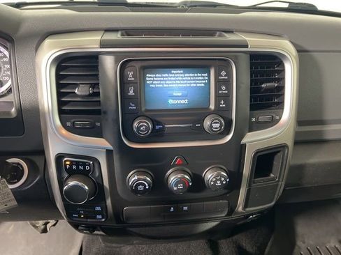 Used 2019 RAM 1500 Classic SLT AWD/4WD image 18