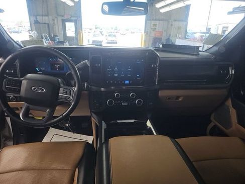 Used 2023 Ford F250 Lariat w/ Chrome Package AWD/4WD image 14