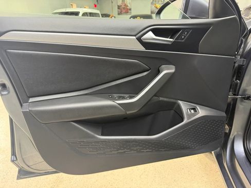 Used 2019 Volkswagen Jetta S w/ Driver Assistance Package image 25