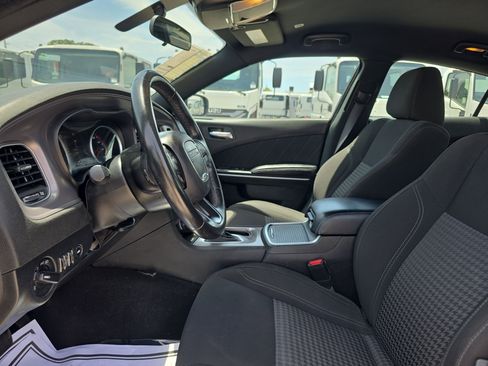 Used 2023 Dodge Charger SXT RWD image 23
