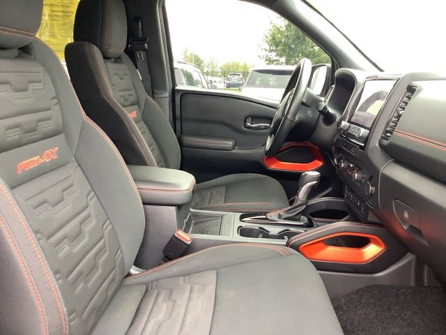 Used 2023 Nissan Frontier PRO-4X w/ Pro Convenience Package AWD/4WD image 24