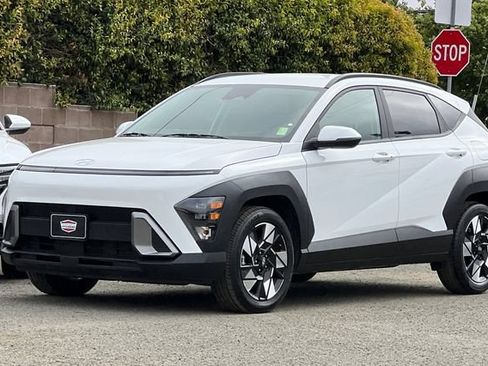 Used 2025 Hyundai Kona SEL FWD image 10