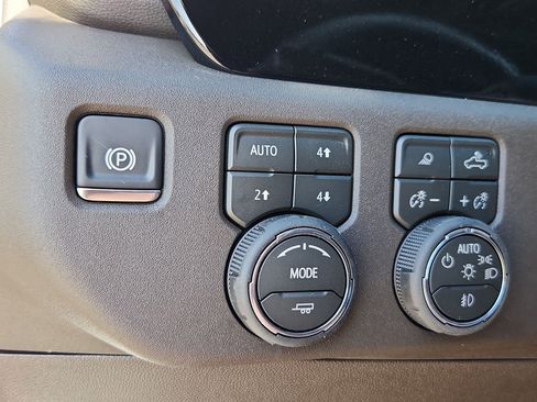 New 2026 Chevrolet Silverado 2500 LTZ w/ LTZ Texas Edition AWD/4WD image 15