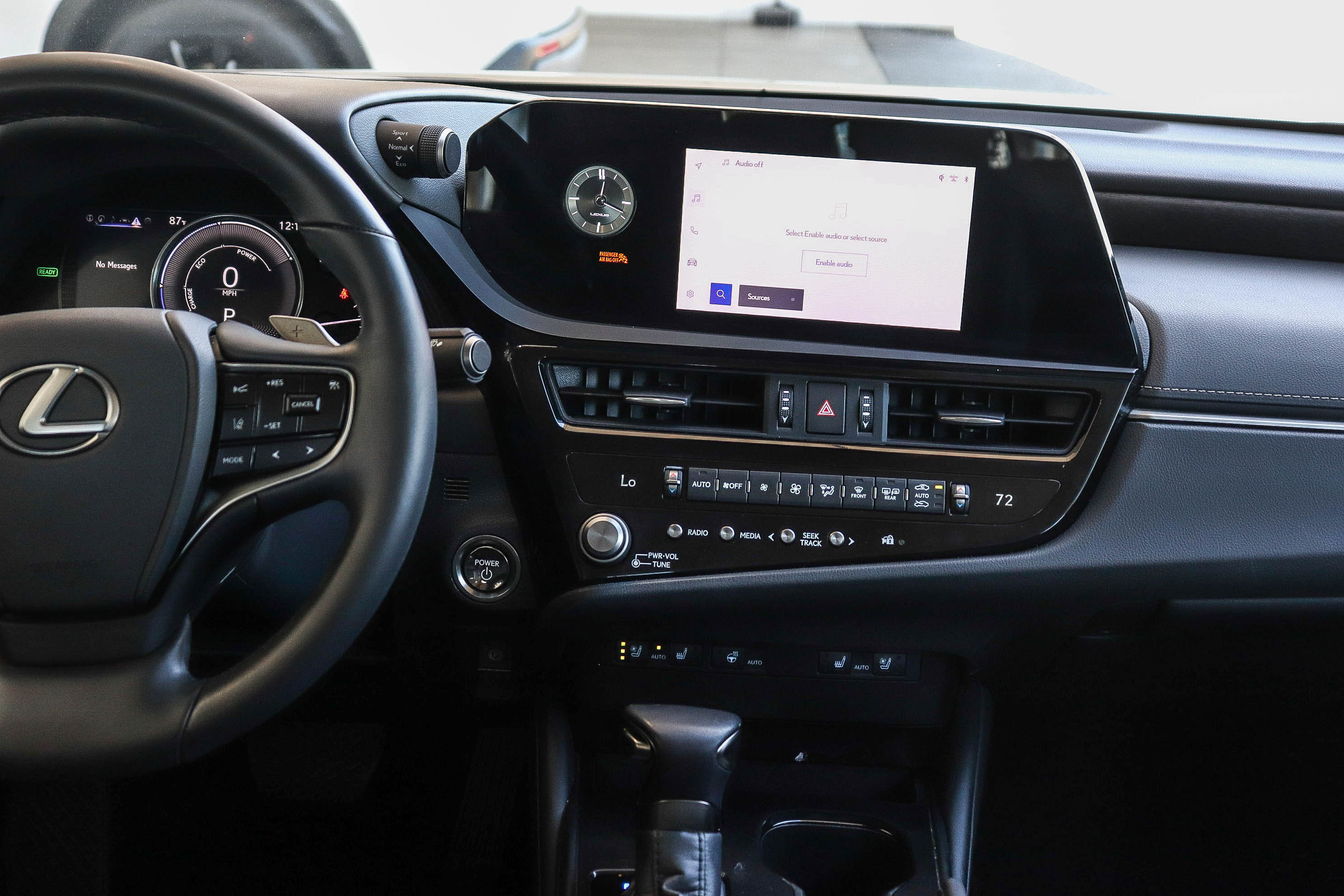 Used 2024 Lexus ES 300h w/ Premium Package FWD image 16