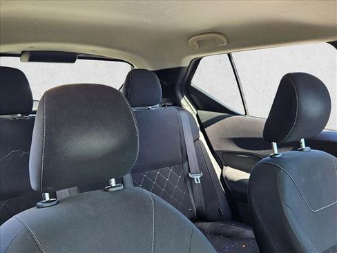 Used 2020 Nissan Kicks SV FWD image 19