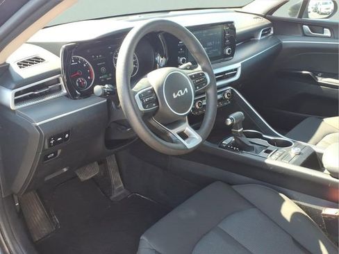 Used 2023 Kia K5 LXS image 8