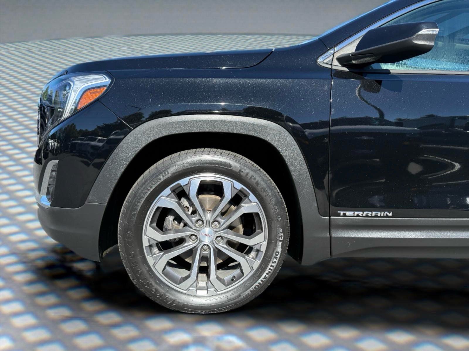 Used 2018 GMC Terrain SLT w/ Preferred Package AWD/4WD image 13