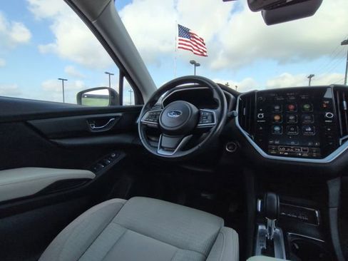 Used 2023 Subaru Ascent Premium w/ Convenience Package AWD/4WD image 7