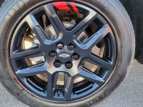 Used 2022 Chevrolet Traverse Premier w/ Redline Edition FWD image 15