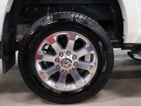 Used 2020 RAM 2500 Laramie image 36