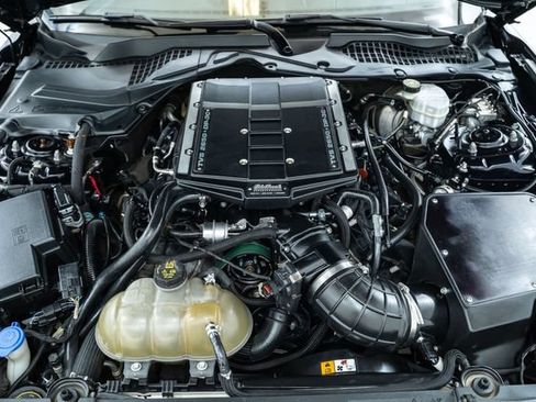 Used 2021 Ford Mustang GT Premium w/ Equipment Group 401A RWD image 26