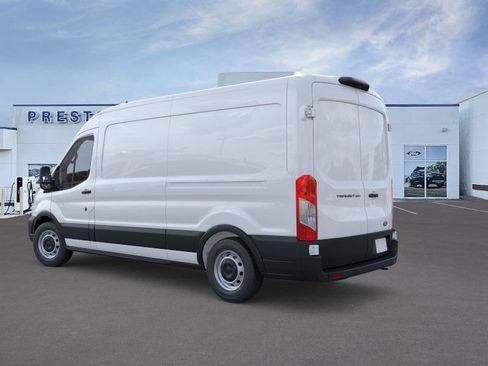 New 2026 Ford Transit 250 148 Medium Roof RWD image 4
