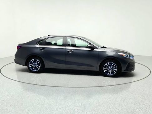 Certified 2024 Kia Forte LXS FWD image 7