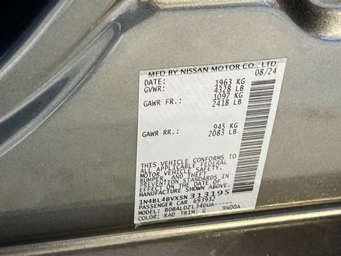 Used 2025 Nissan Altima 2.5 S FWD image 29