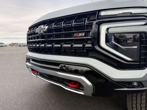 Used 2025 Chevrolet Tahoe Z71 w/ Z71 Off-Road Package image 12