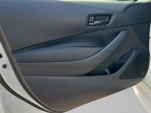 Used 2024 Toyota Corolla LE image 30