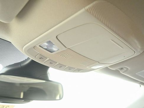 New 2024 Ford Edge SE w/ Black Appearance Package image 36