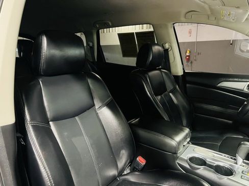Used 2018 Nissan Pathfinder SL w/ Midnight Edition Package image 35