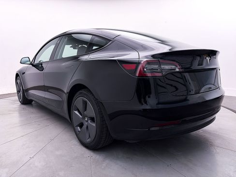 Used 2023 Tesla Model 3 Standard Range image 12