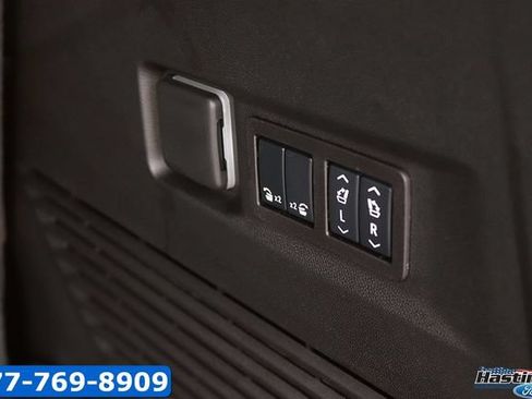 Used 2026 Chevrolet Tahoe High Country w/ Sun And Tow Package AWD/4WD image 17