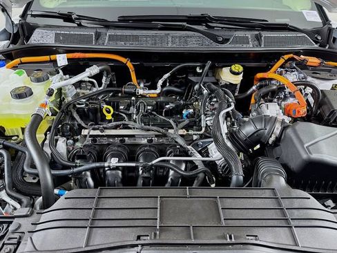 New 2026 Lincoln Corsair Grand Touring AWD/4WD image 32