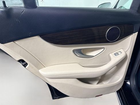 Used 2021 Mercedes-Benz C 300 Sedan image 26