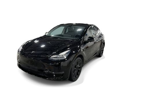 Used 2023 Tesla Model Y AWD image 1