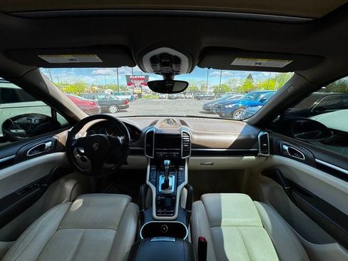 Used 2013 Porsche Cayenne AWD/4WD image 26