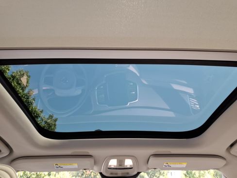Certified 2025 Volvo XC90 B5 Plus w/ Protection Package Premier AWD/4WD image 15