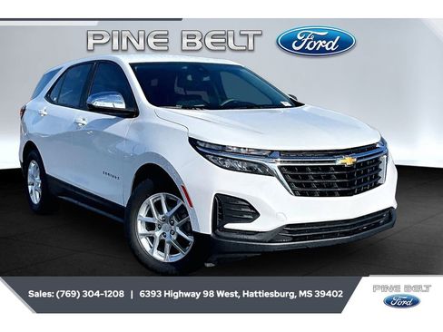 Used 2022 Chevrolet Equinox LS w/ LS Convenience Package FWD image 1