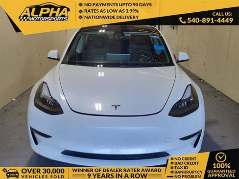 Used 2023 Tesla Model 3 Standard Range RWD image 1