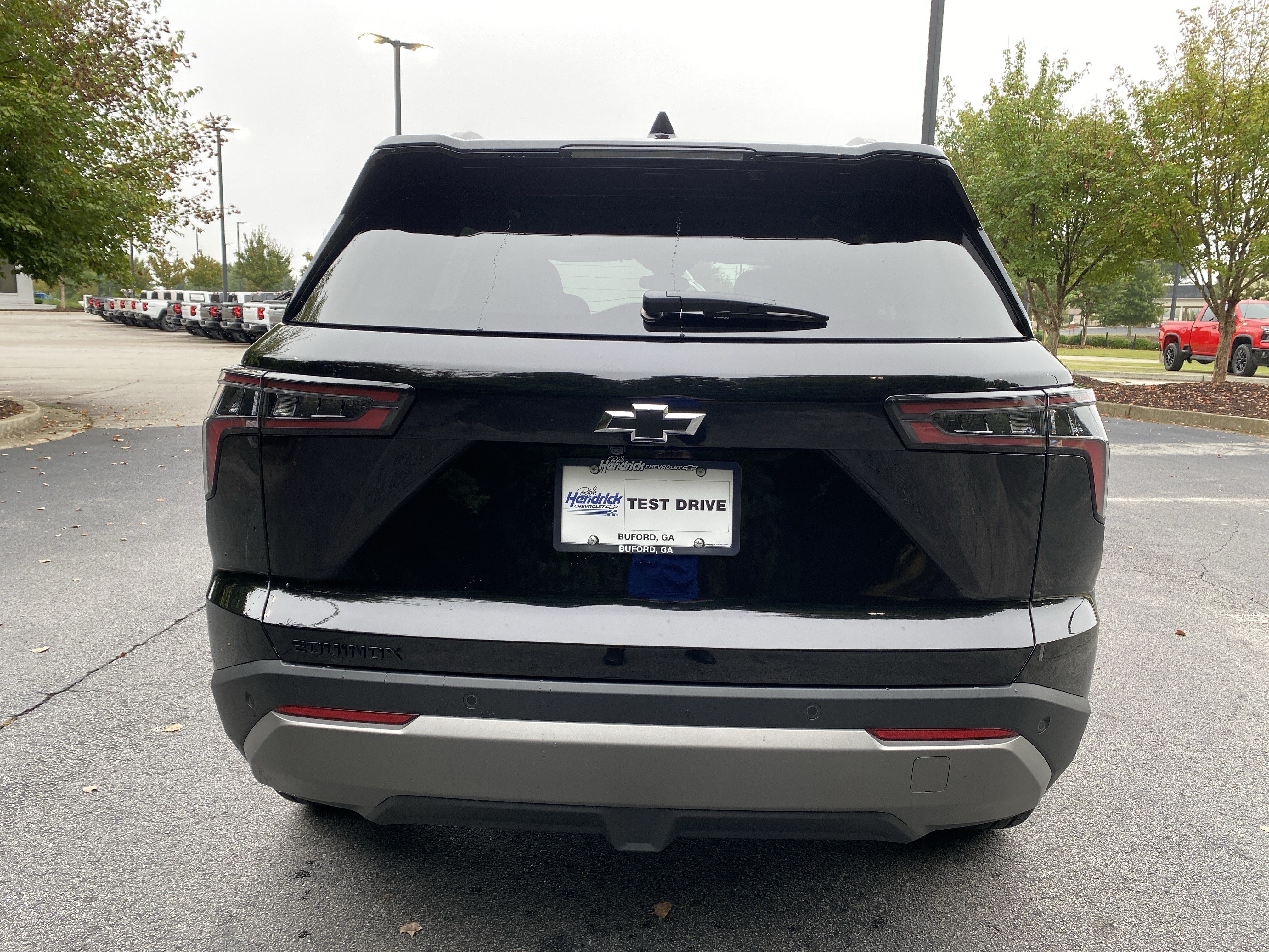 Used 2027 Chevrolet Equinox LT w/ Convenience Package II FWD image 8