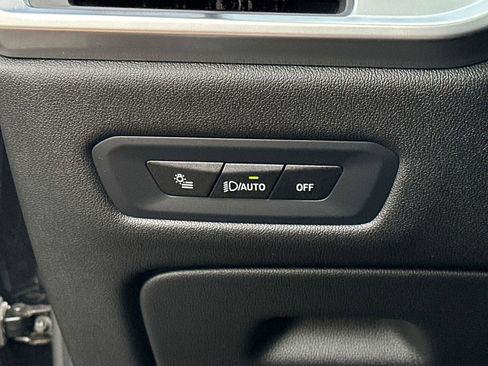 Used 2024 BMW X5 xDrive40i w/ Premium Package image 28