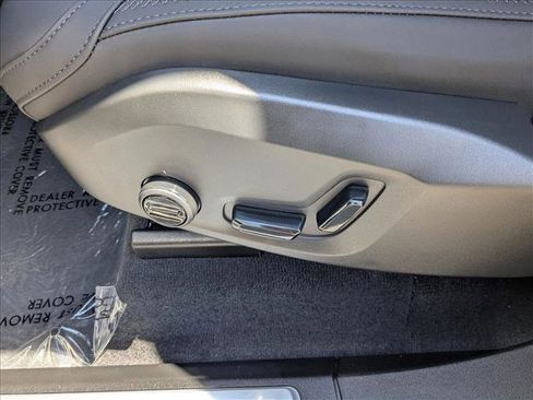 Certified 2026 Volvo XC90 B5 Plus w/ Protection Package image 4