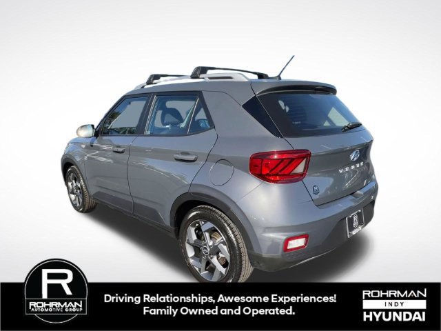 Used 2025 Hyundai Venue SEL FWD image 6