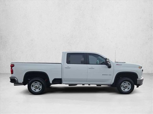 Used 2023 Chevrolet Silverado 2500 LT w/ Convenience Package image 4