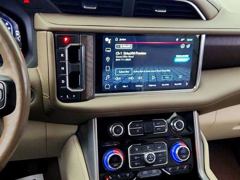 Used 2022 GMC Yukon Denali image 17