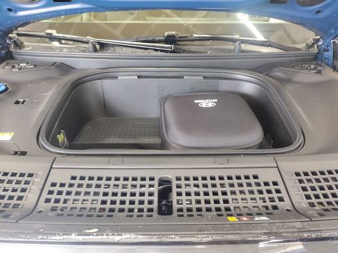 New 2026 Hyundai Ioniq 9 SEL image 7