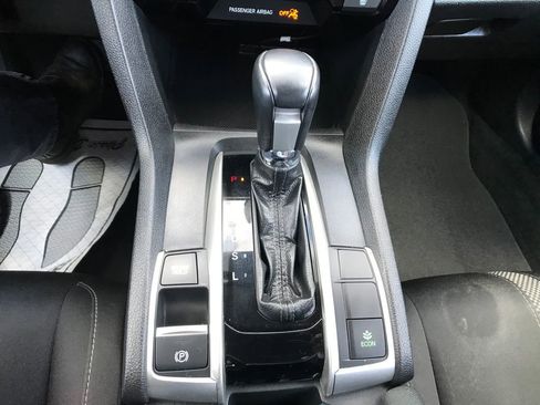 Used 2019 Honda Civic EX image 18