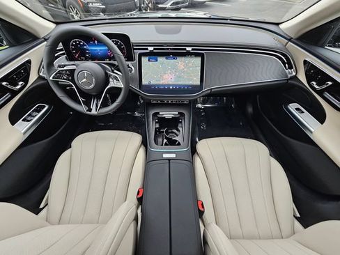 New 2027 Mercedes-Benz E 350 4MATIC Sedan image 28