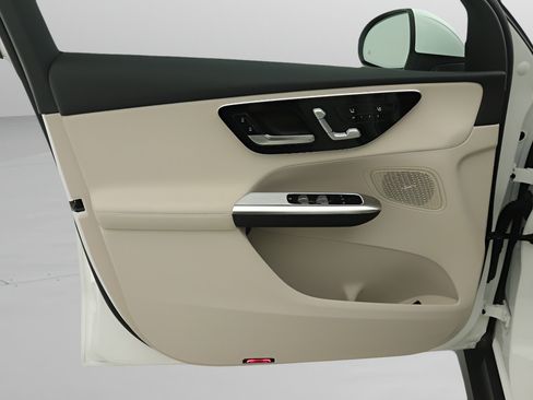 New 2026 Mercedes-Benz C 43 AMG 4MATIC Sedan image 17