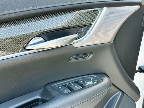 Used 2020 Cadillac XT5 Sportv image 18