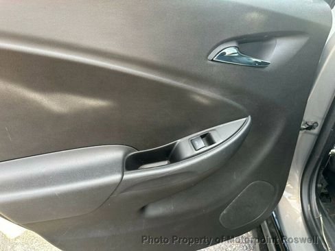 Used 2017 Chevrolet Volt Premier w/ Driver Confidence II Package image 26