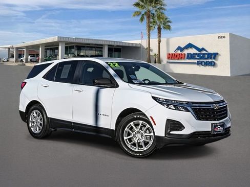 Used 2022 Chevrolet Equinox LS w/ LS Convenience Package FWD image 1